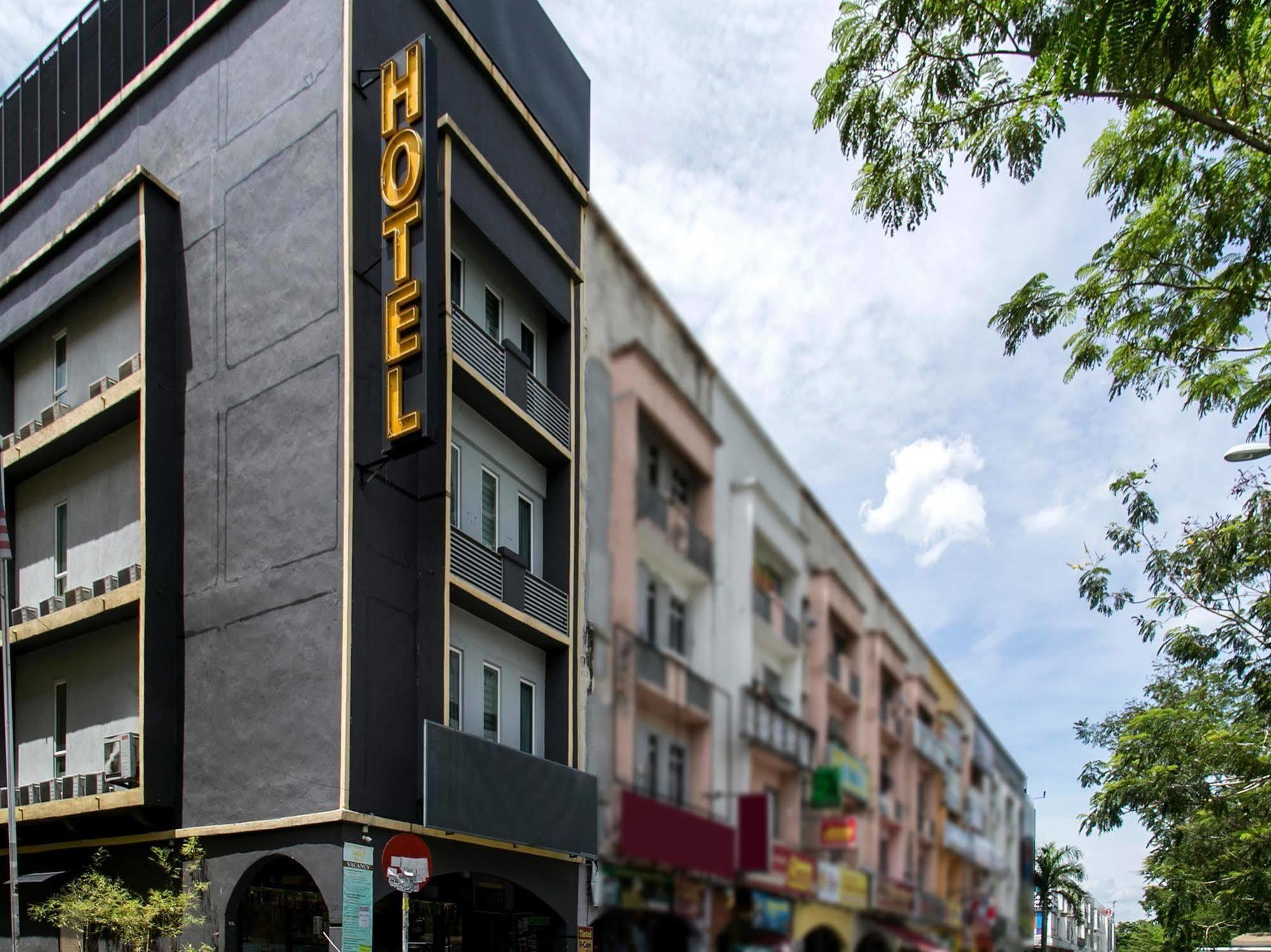 קואלה לומפור Smile Hotel Danau Kota מראה חיצוני תמונה
